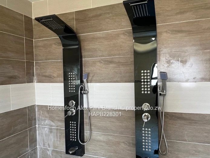 Luxurious Home For Sale In Brookview Estate