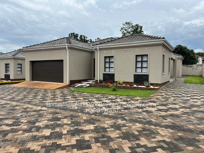 Mandara well maintained cluster home for sale (Sole Mandate)