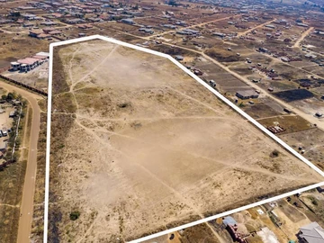 Commercial & Industrial Land