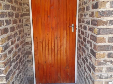 2 Bedroom Garden Flat