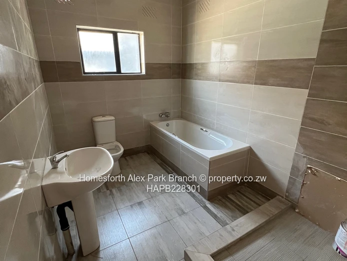 Luxurious Home For Sale In Brookview Estate