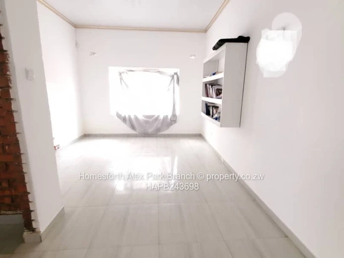 Crowhill Views House To Let