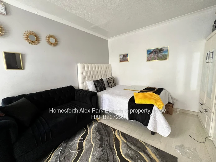 Arlington Estate House On Sale (Sole Mandate)