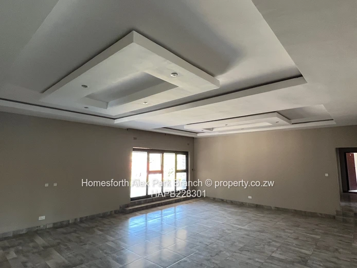 Luxurious Home For Sale In Brookview Estate