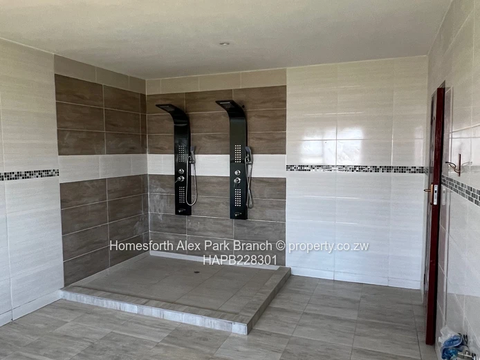 Luxurious Home For Sale In Brookview Estate