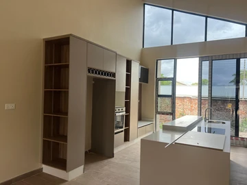 4 Bedroom Garden Flat