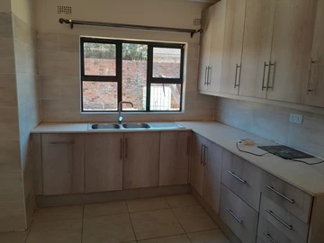 3 Bedroom Garden Flat